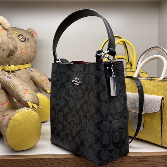 Coach 2312 Small Town Bucket Bag In Signature Canvas Graphite/Wine/Black - Picture 15 of 16